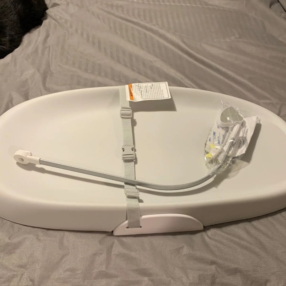 Skip hop changing pad